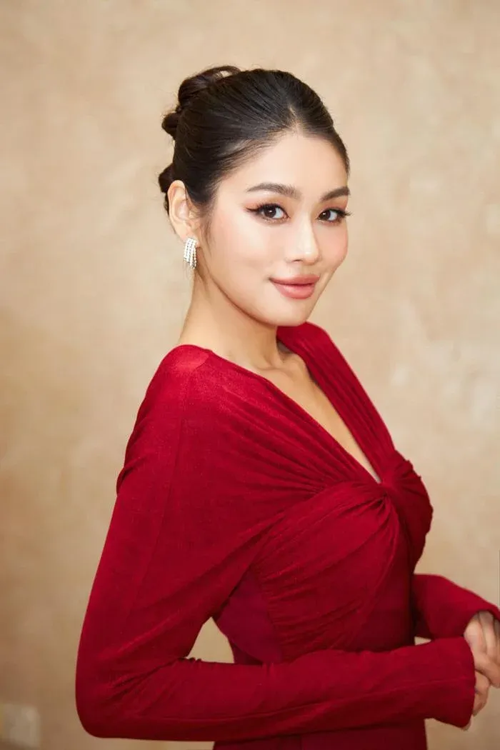 a hau thuy tien se la nguoi thay thao nhi le tai miss universe 2023 - anh 0