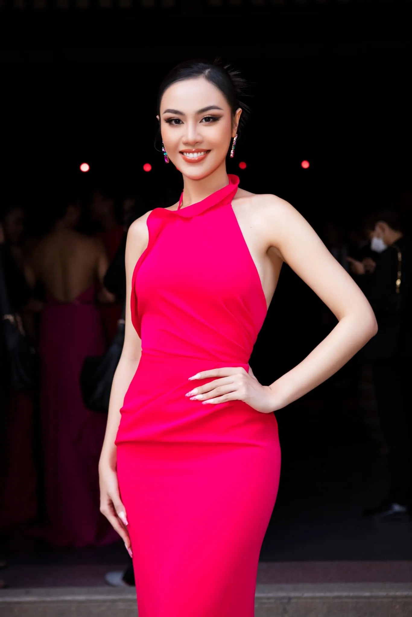a hau thuy tien se la nguoi thay thao nhi le tai miss universe 2023 - anh 0